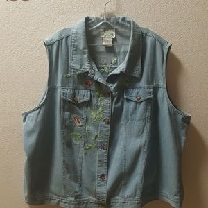 Quacker Factory blue denim vest 3X like new